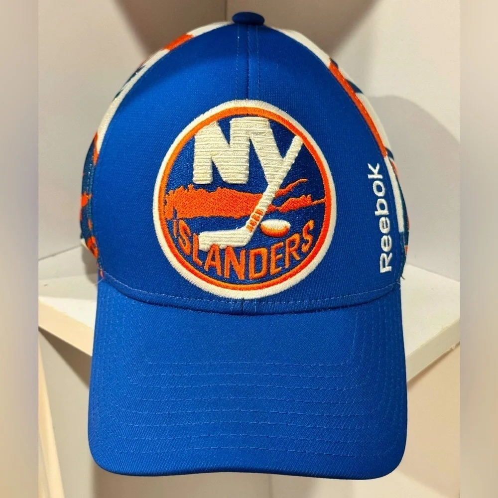 NHL Vintage New York Islanders Snapback Hat
